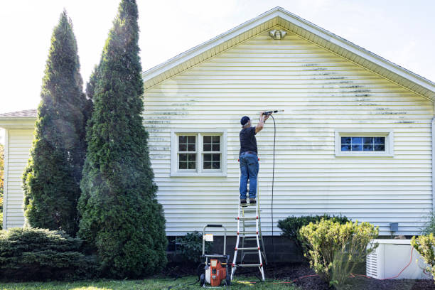 Best Fence Cleaning  in Cutchogue, NY